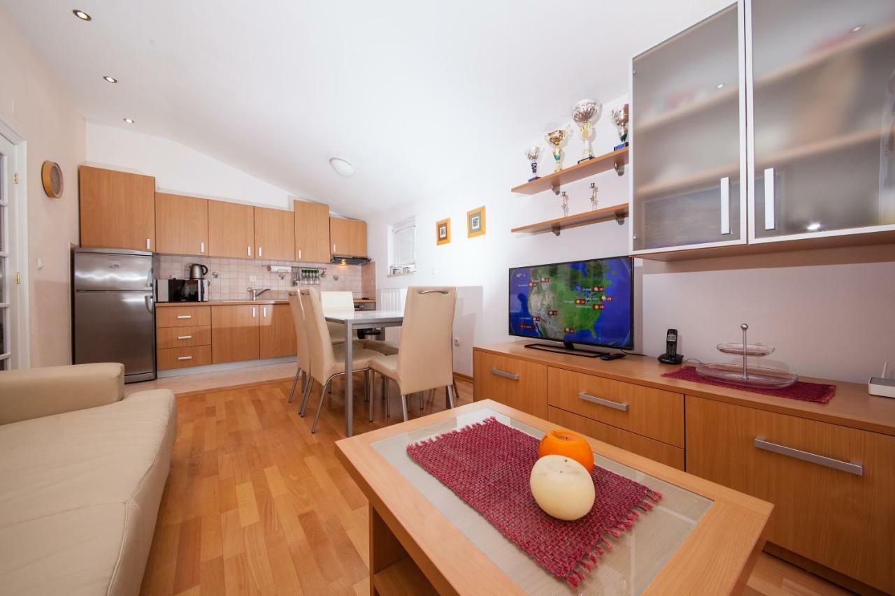 Family Apartments Marita Makarska Extérieur photo